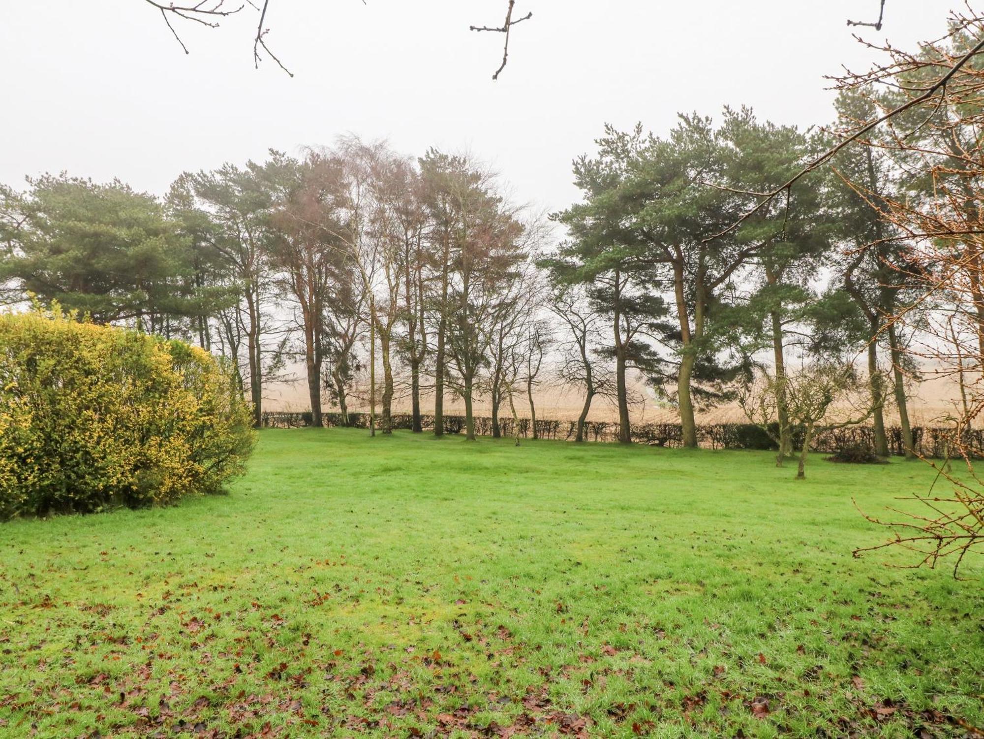 فيلا Fields Farm Draycott in the Moors المظهر الخارجي الصورة